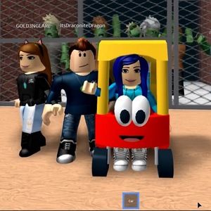 Meet your Posher, Elisah